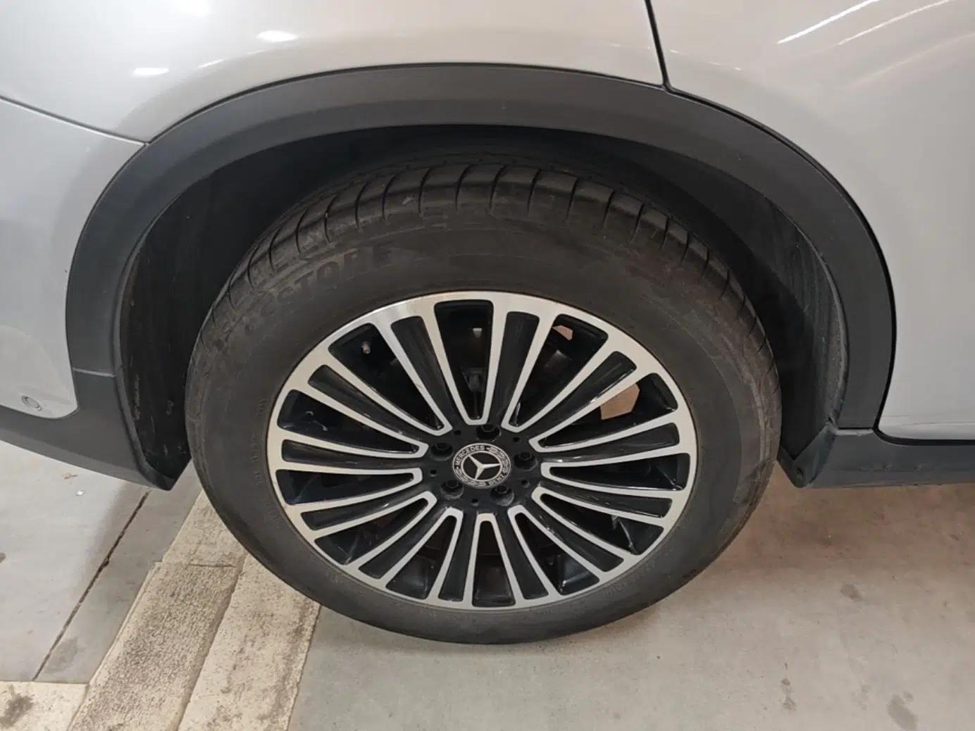 Mercedes-Benz GLC 2018 Facelifted GLC 260 4MATIC Dynamic Edition — миниатюра 11