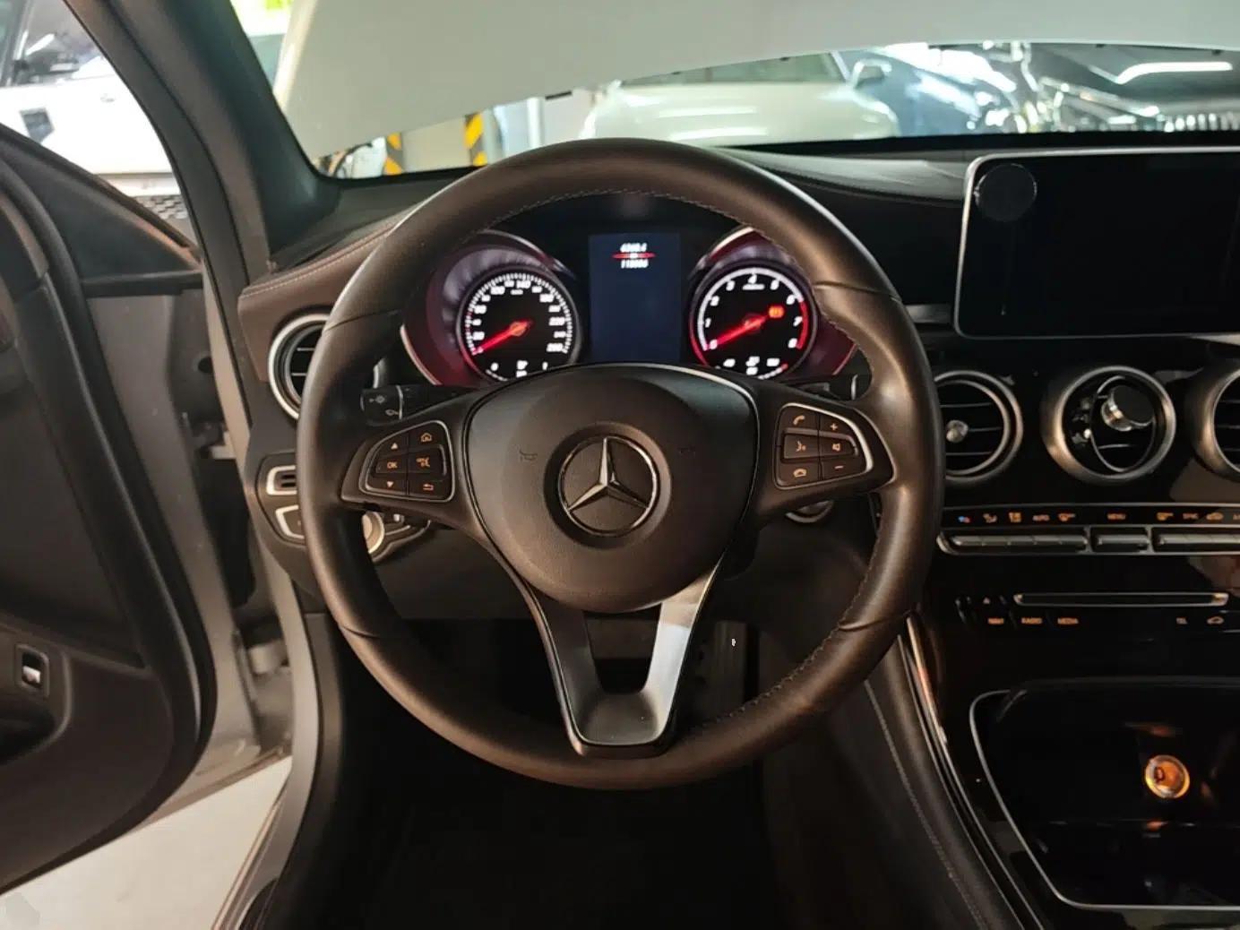 Mercedes-Benz GLC 2018 Facelifted GLC 260 4MATIC Dynamic Edition — миниатюра 13