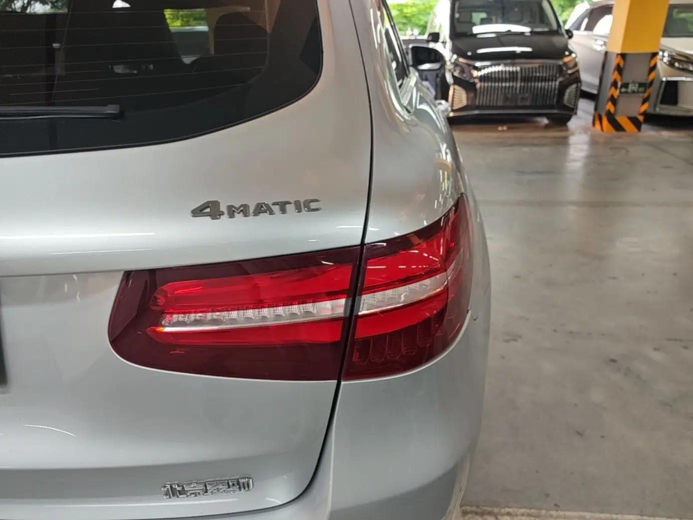 Mercedes-Benz GLC 2018 Facelifted GLC 260 4MATIC Dynamic Edition — миниатюра 9