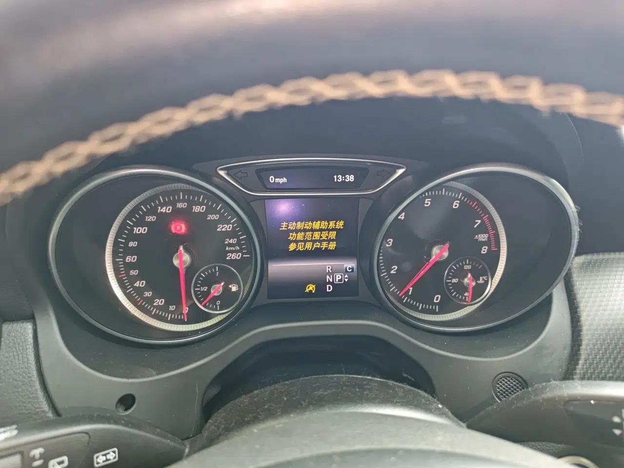 Mercedes-Benz GLA 2018 GLA 200 Fashion Model — миниатюра 11