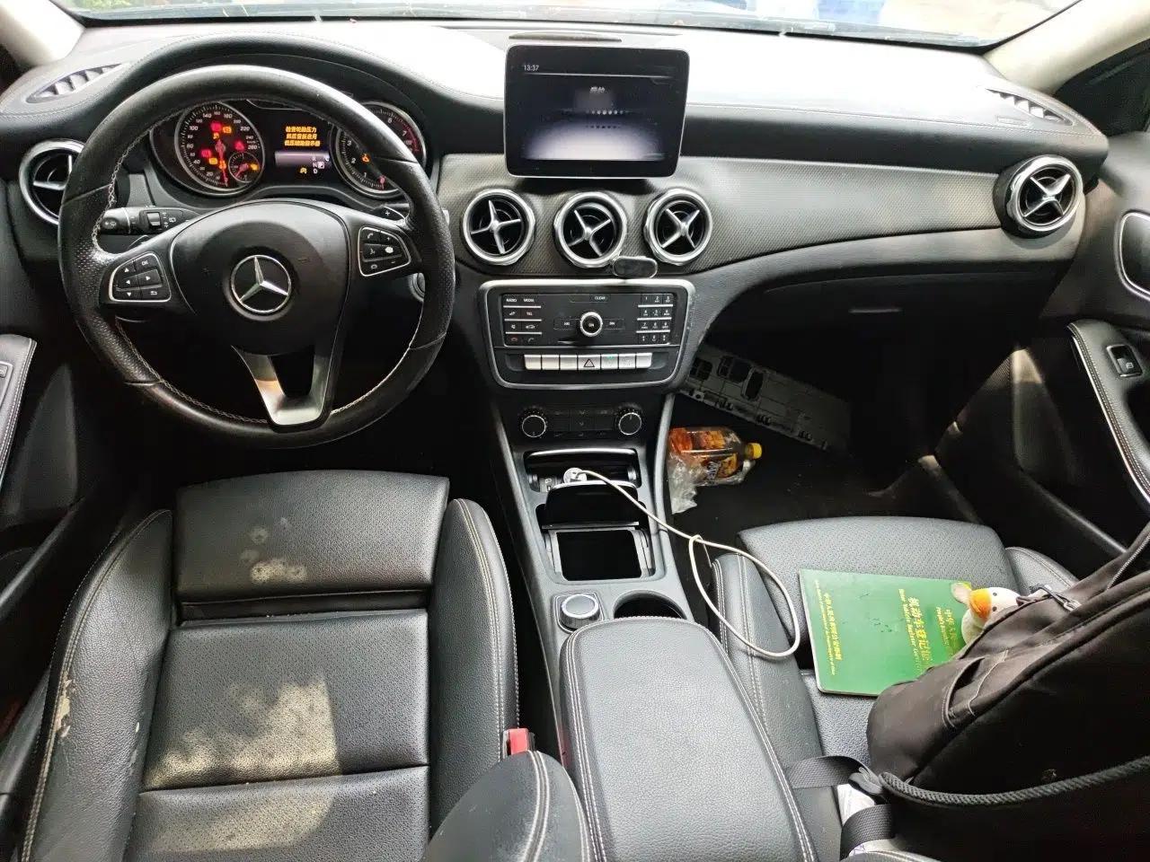 Mercedes-Benz GLA 2018 GLA 200 Fashion Model — миниатюра 9