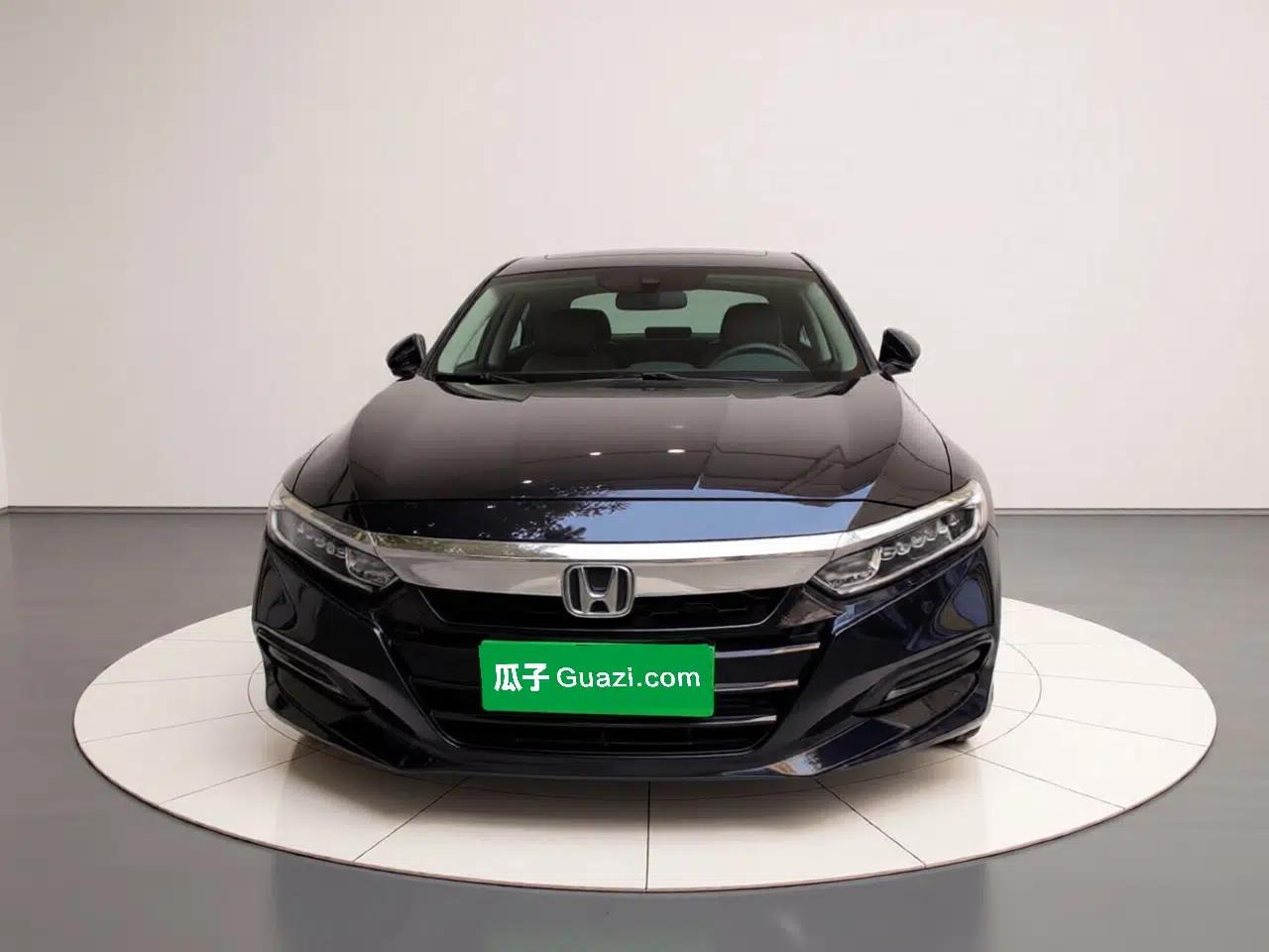 Honda Accord 2018 260TURBO Elite Edition China V — миниатюра 2