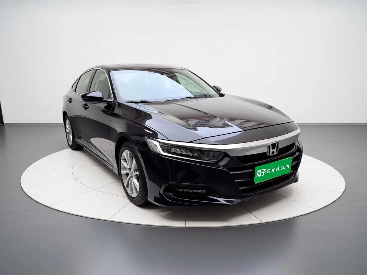 Honda Accord 2018 260TURBO Elite Edition China V — миниатюра 3