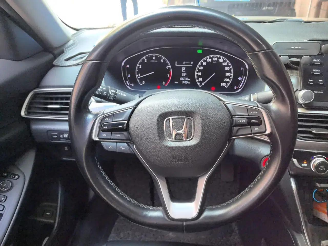 Honda Accord 2018 260TURBO Elite Edition China V — миниатюра 9