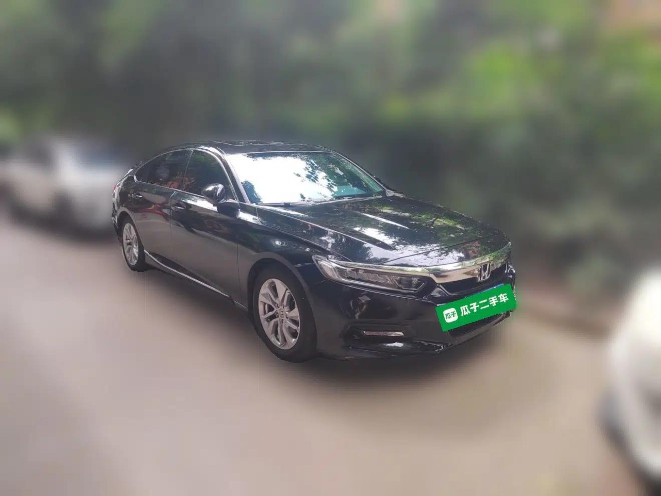 Honda Accord 2018 260TURBO Elite Edition China V — миниатюра 3