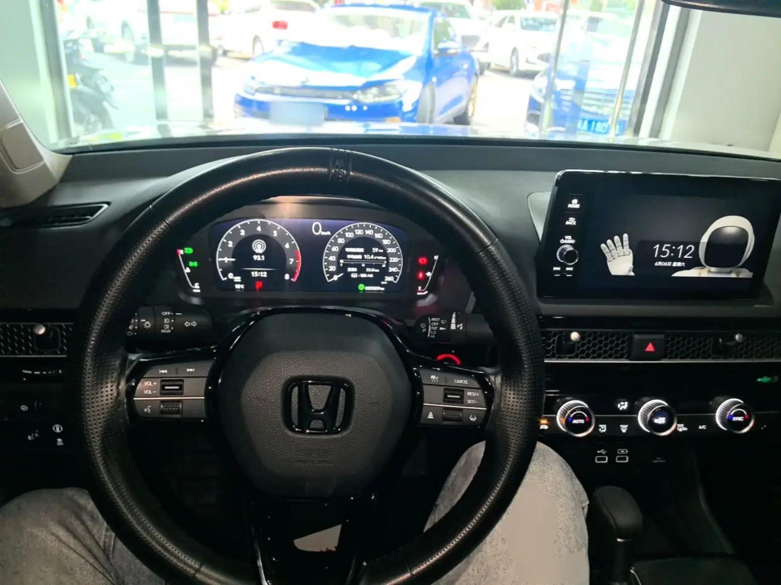 Honda Civic 2022 240TURBO CVT Dynamic Edition — миниатюра 19