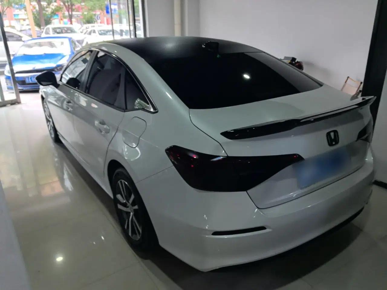 Honda Civic 2022 240TURBO CVT Dynamic Edition — миниатюра 4