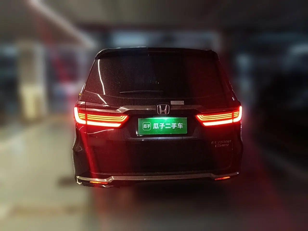 Honda Elysion 2022 2.0L eHEV Luxury Edition — миниатюра 5
