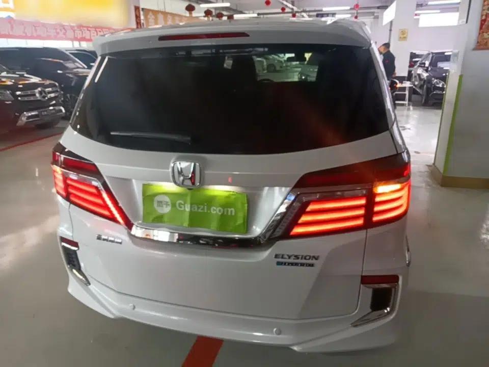 Honda Elysion 2019 2.0L Hybrid Luxury Edition — миниатюра 5