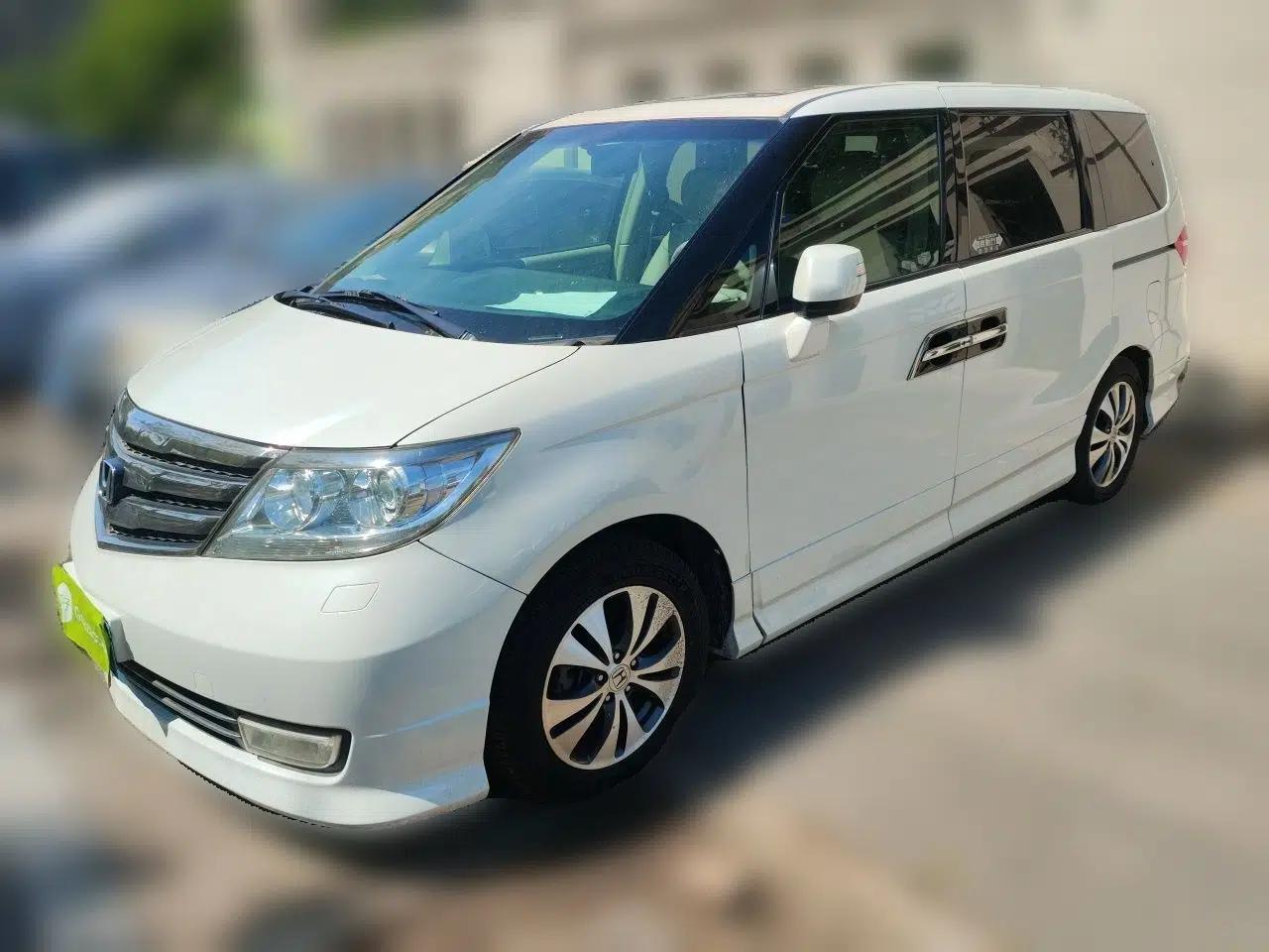 Honda Elysion 2012 2.4L VTi-S Prestige Edition — миниатюра 1