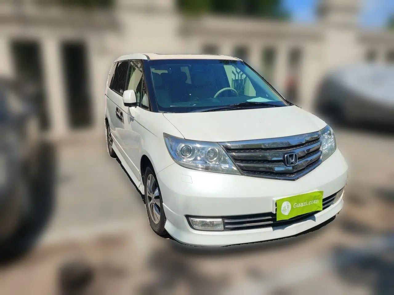 Honda Elysion 2012 2.4L VTi-S Prestige Edition — миниатюра 3