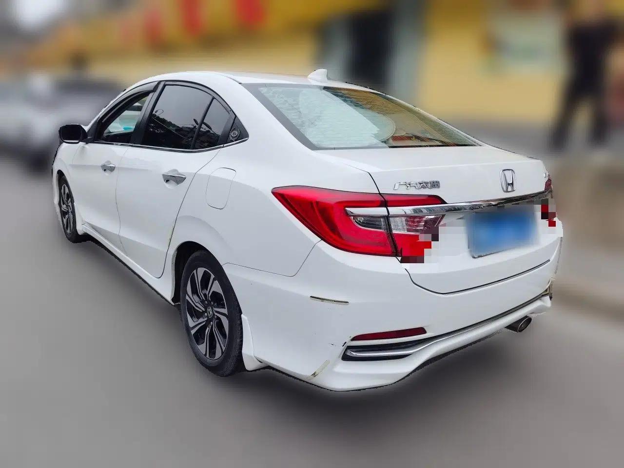 Honda Crider 2016 1.8L CVT Comfort Version — миниатюра 4