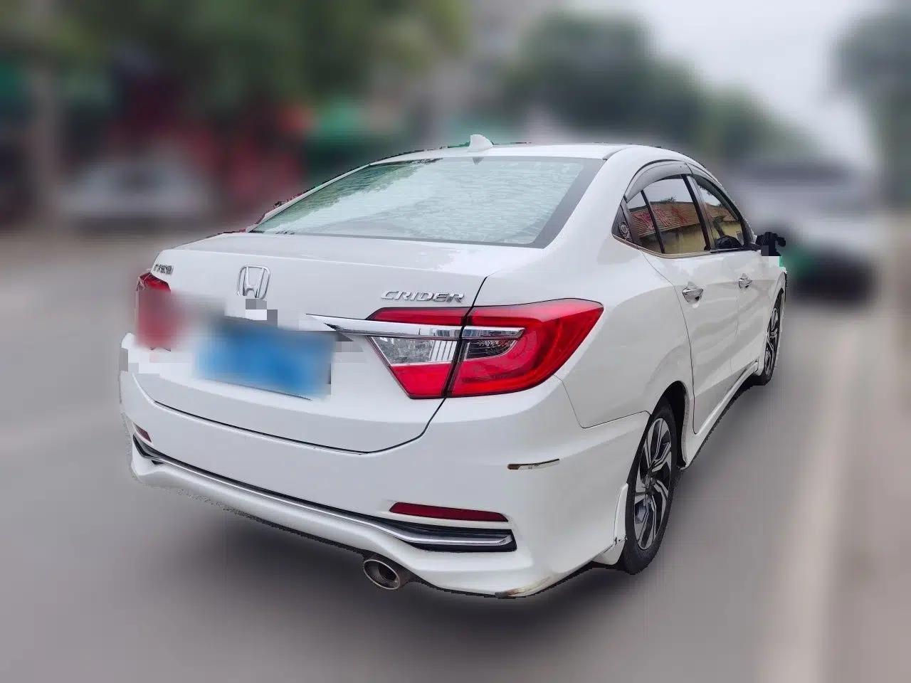 Honda Crider 2016 1.8L CVT Comfort Version — миниатюра 6