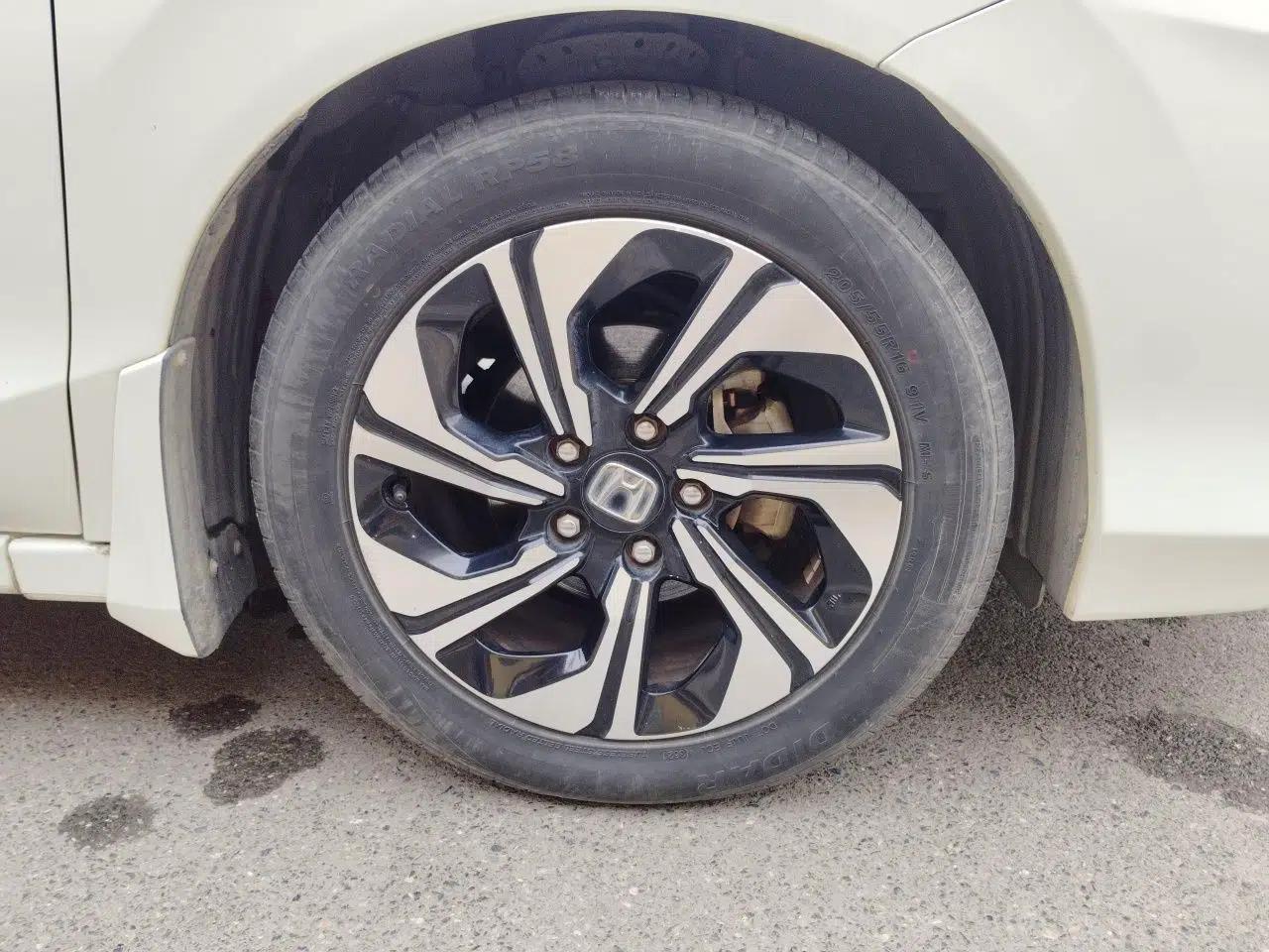 Honda Crider 2016 1.8L CVT Comfort Version — миниатюра 8