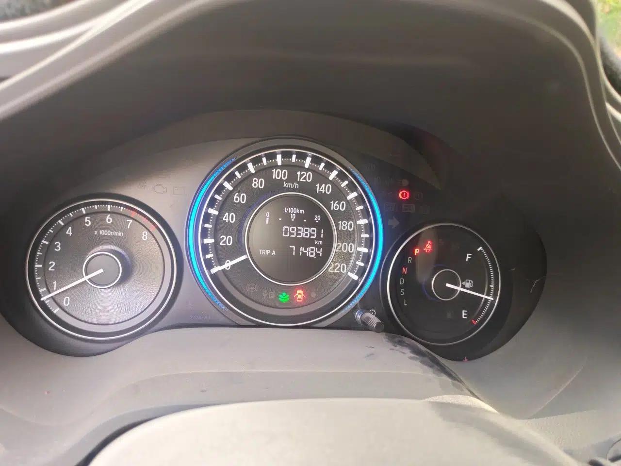 Honda Crider 2016 1.8L CVT Luxury Edition — миниатюра 11