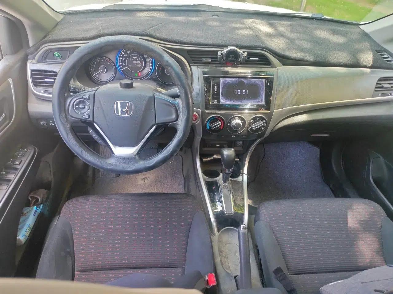 Honda Crider 2016 1.8L CVT Luxury Edition — миниатюра 18