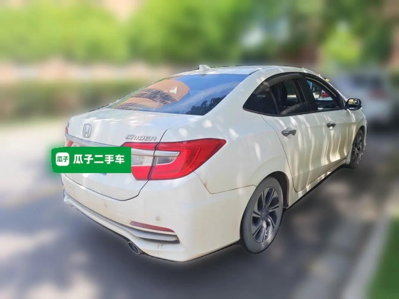 Honda Crider 2016 1.8L CVT Luxury Edition — миниатюра 6