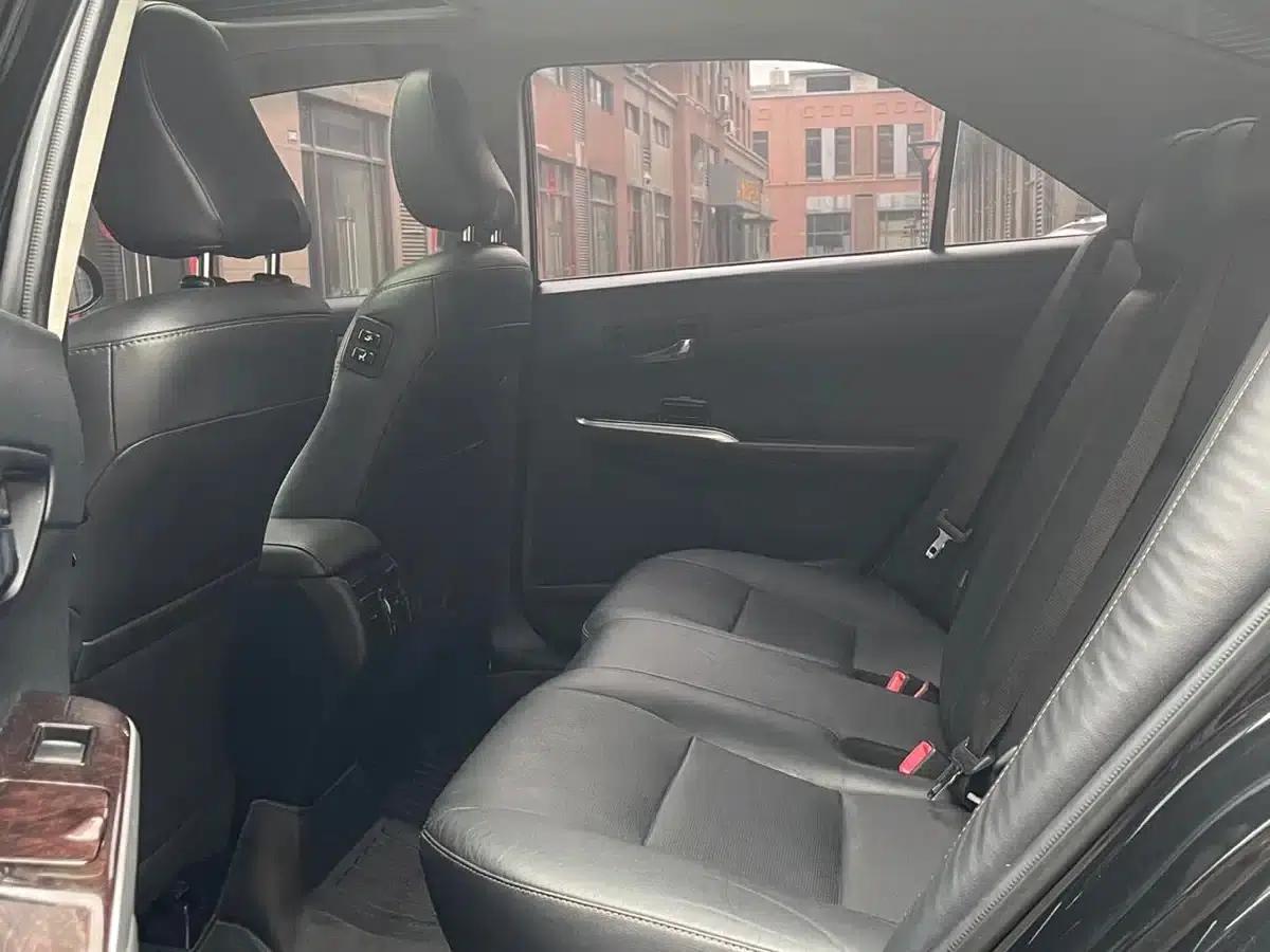Camry 2016 2.0G 10th Anniversary Leading Edition — миниатюра 8