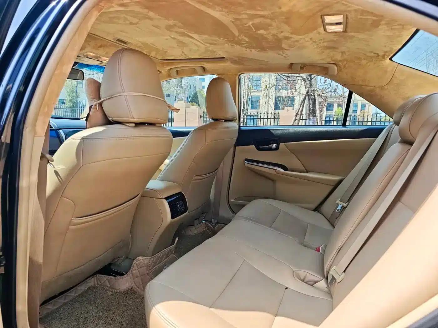 Camry 2016 2.0E 10th Anniversary Elite Edition — миниатюра 5