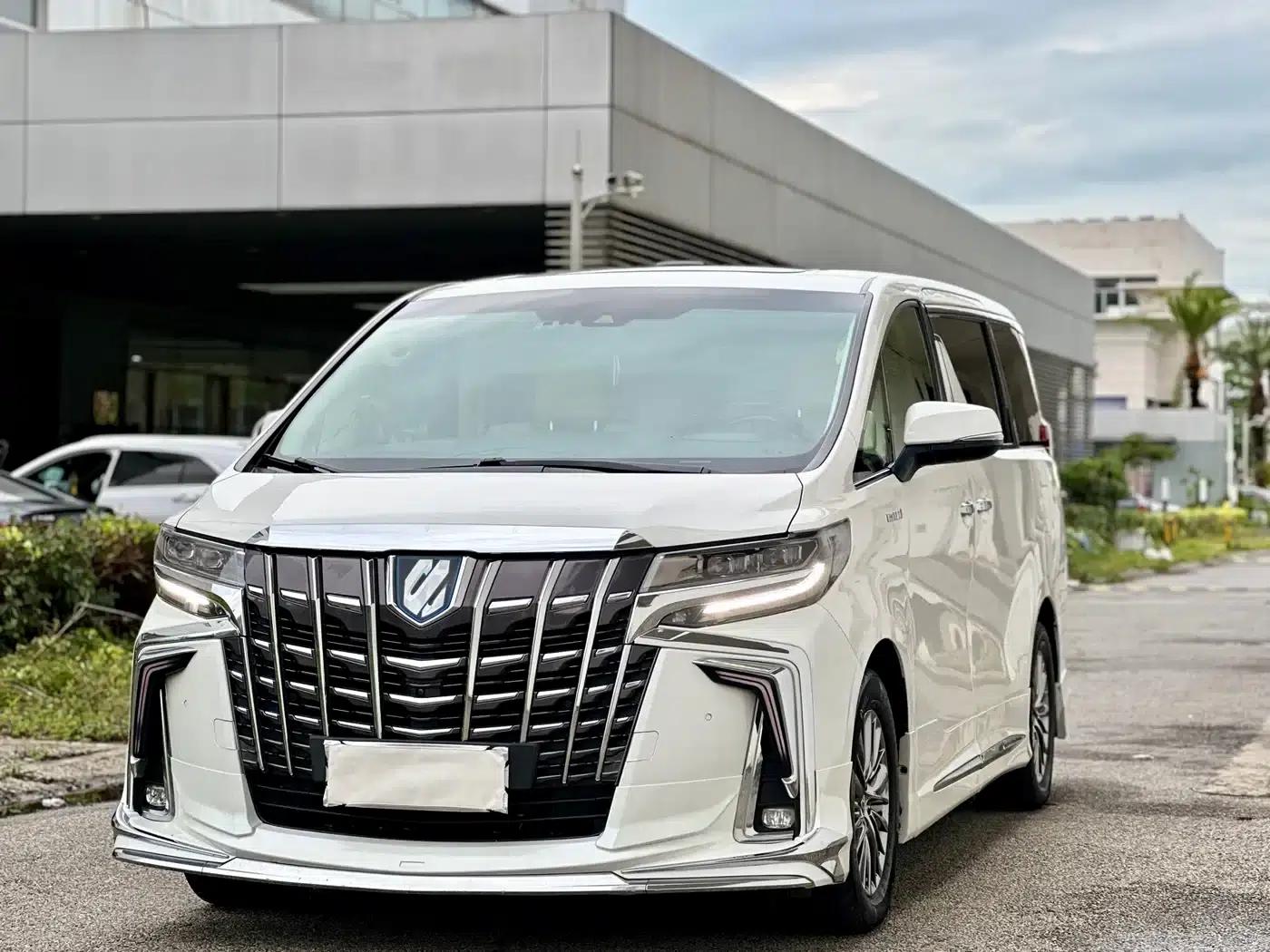 2020 Alphard Hybrid 2.5L Luxury Edition — миниатюра 1
