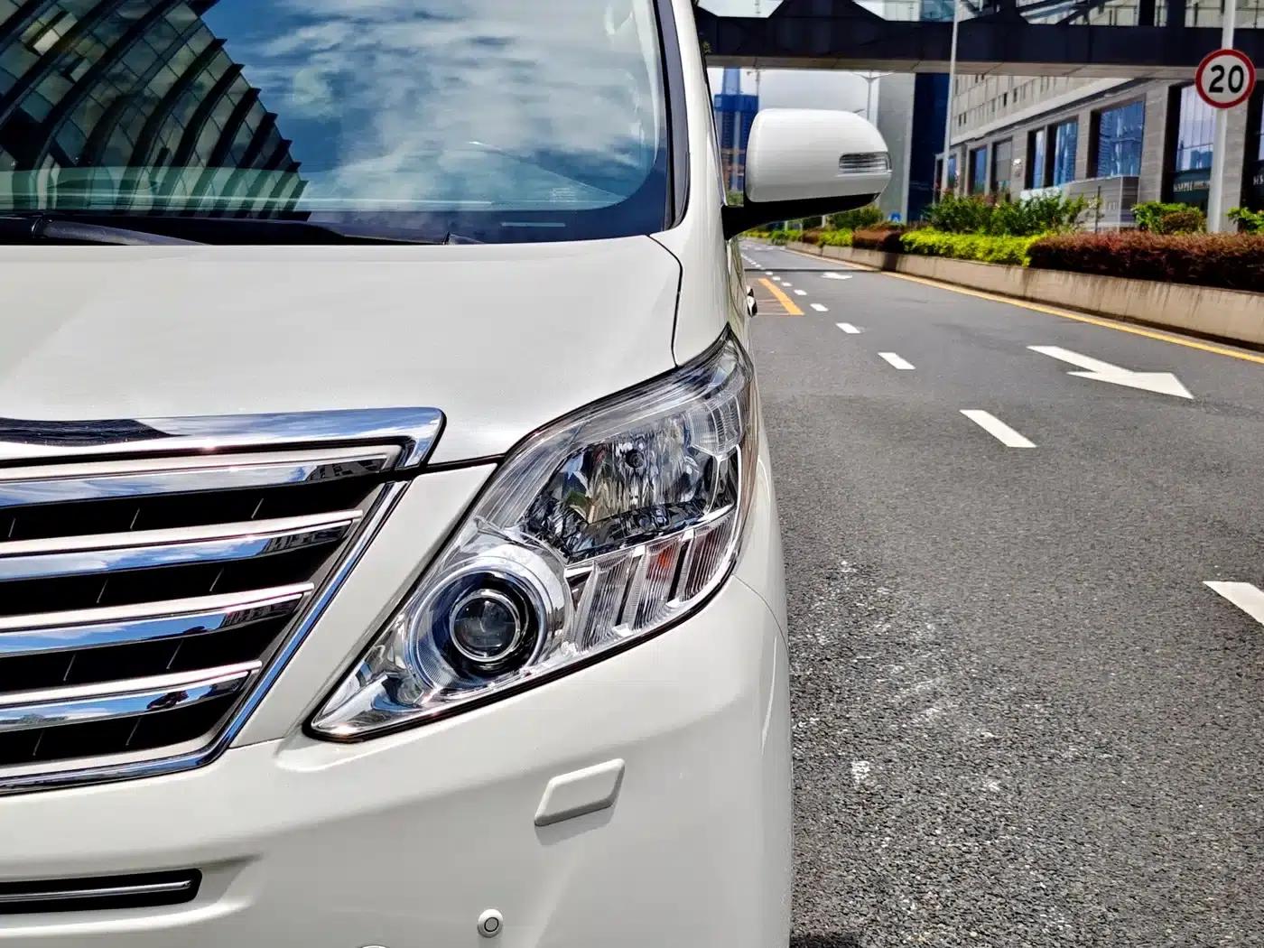 2012 Alphard 3.5L Luxury Edition — миниатюра 17