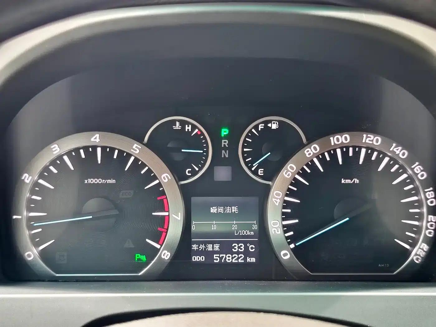 2012 Alphard 3.5L Luxury Edition — миниатюра 9