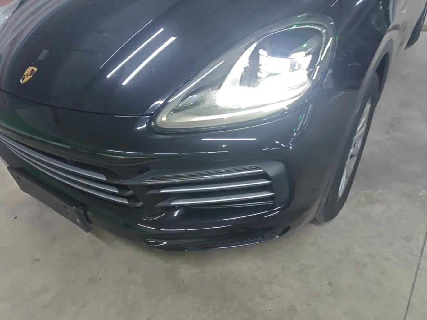 Porsche Cayenne E-Hybrid 2019 Cayenne E-Hybrid 2.0T — миниатюра 8