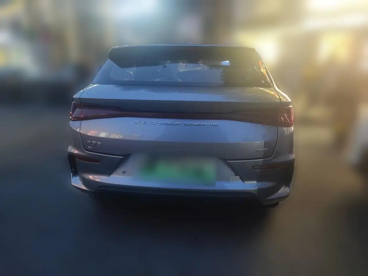 BYD e2 2023 Comfort Model — миниатюра 5