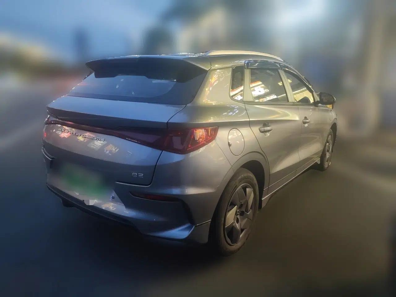 BYD e2 2023 Comfort Model — миниатюра 6
