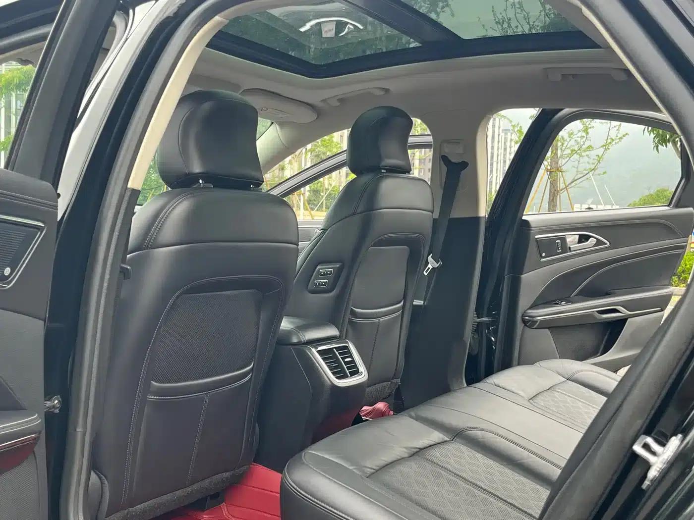 2019 Taurus EcoBoost 245 Premium Edition — миниатюра 12