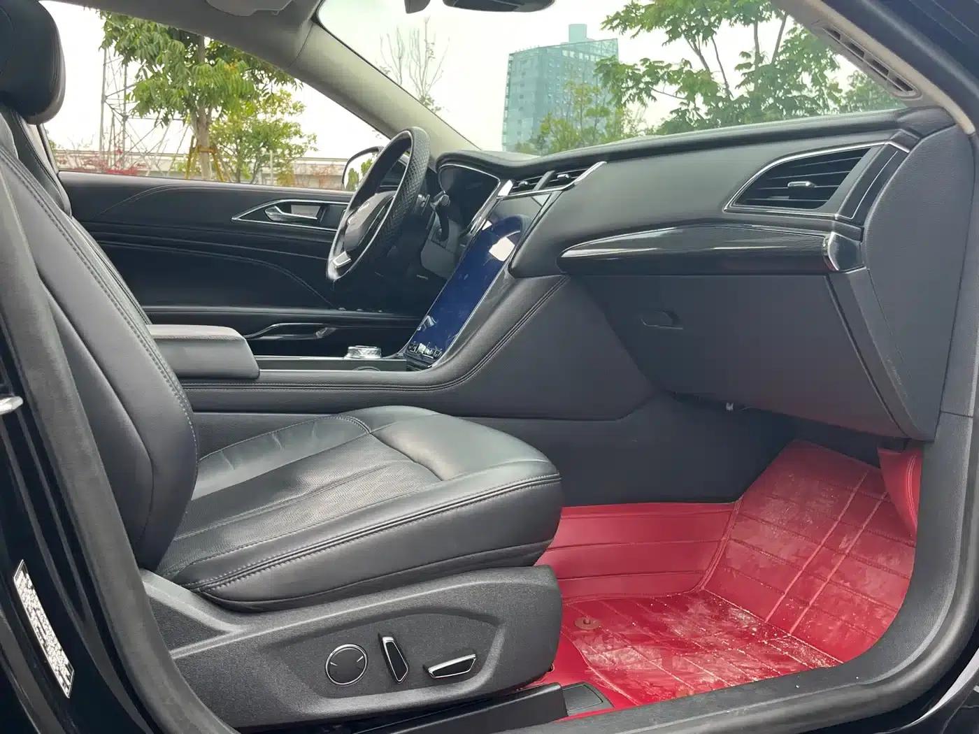 2019 Taurus EcoBoost 245 Premium Edition — миниатюра 5