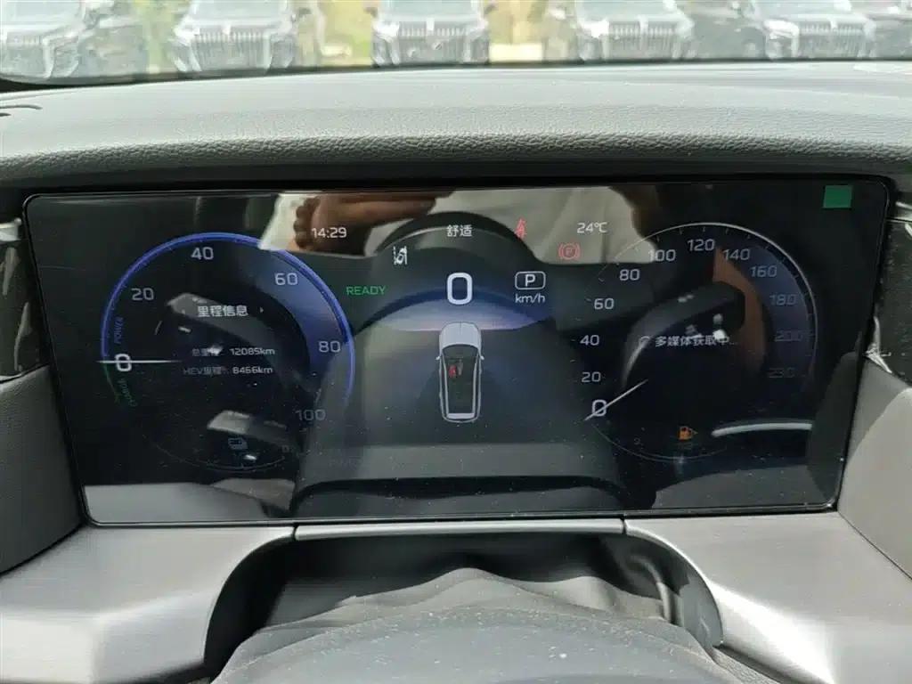Hongqi HS7 PHEV 2024 2.0T PHEV 4WD Flagship Edition 6-seater — миниатюра 12