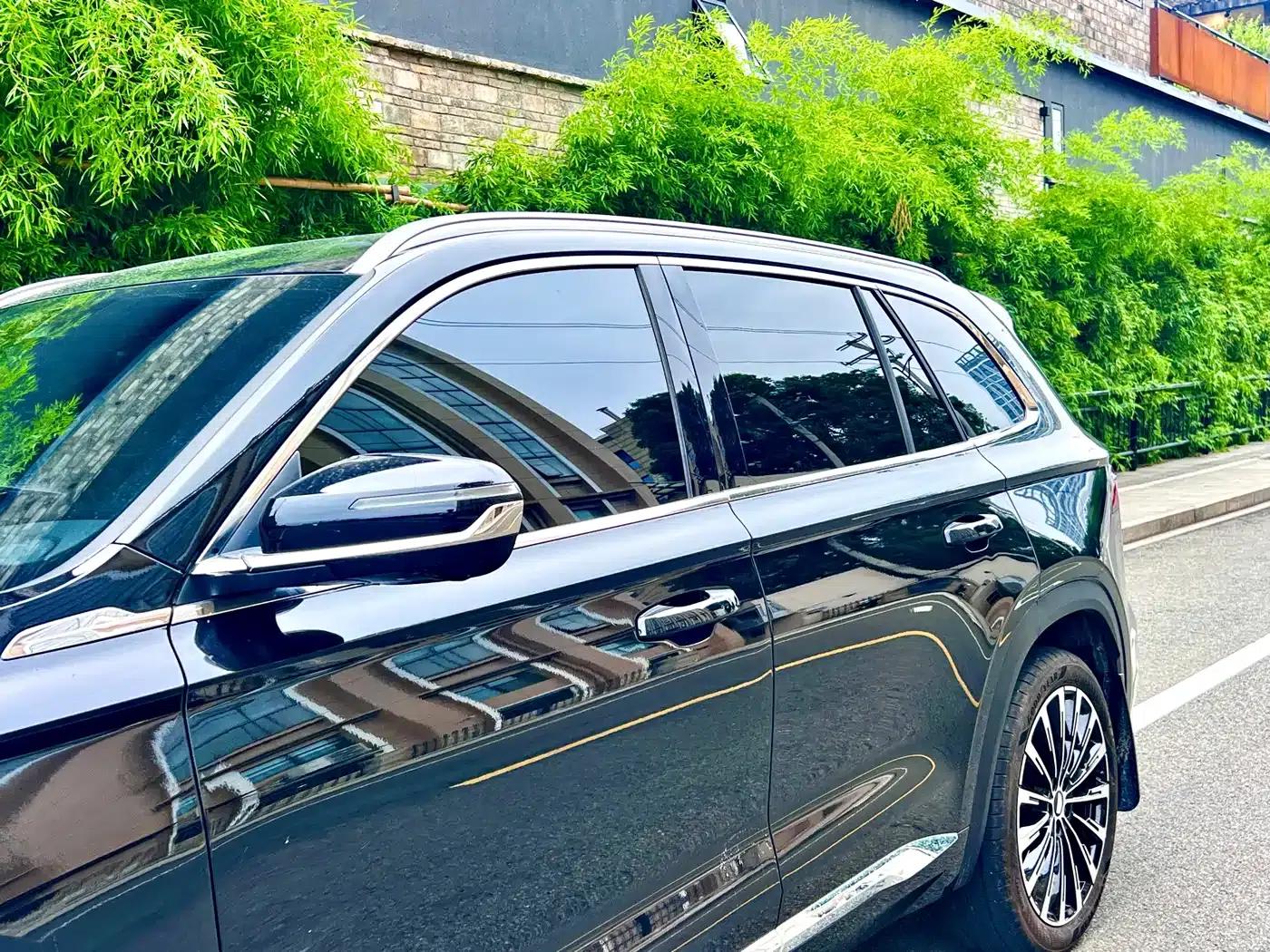 Geely Xingyue L 2026 Model Oriental Radiance 2.0TD Automatic Star Edition — миниатюра 6