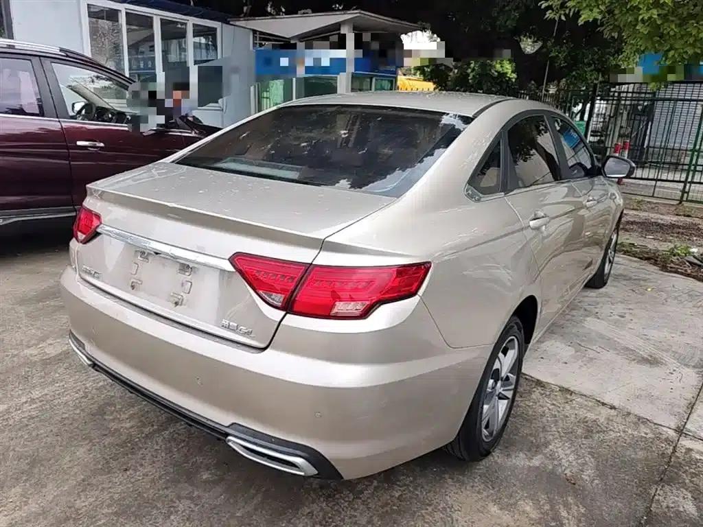 Geely Emgrand GL 2018 1.4T Manual Elite Smart Connect Edition — миниатюра 7