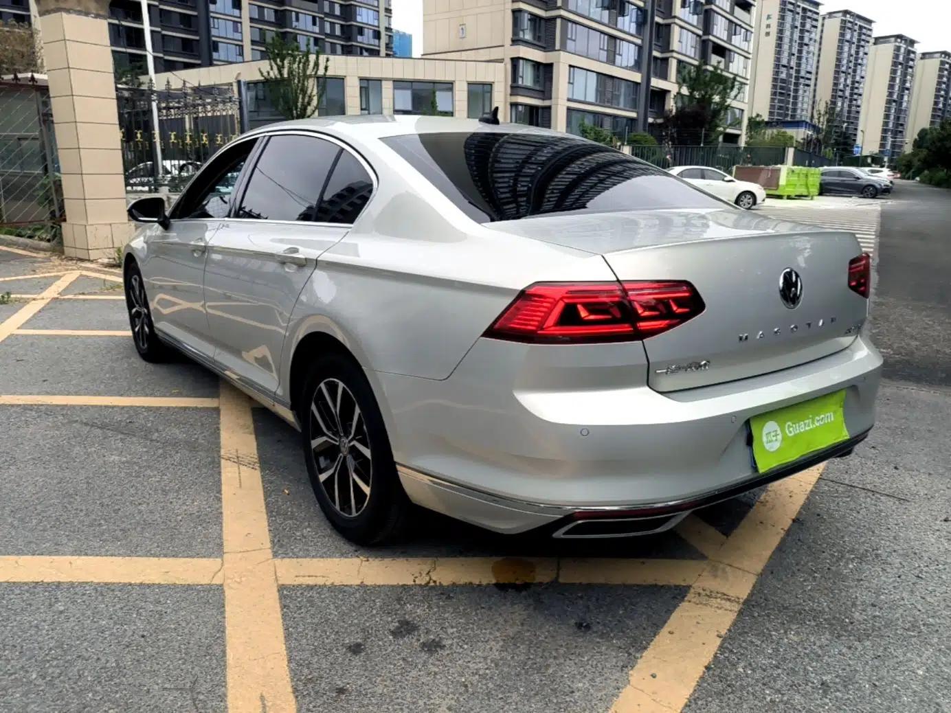Volkswagen Magotan 2020 330TSI DSG Leading Model — миниатюра 4