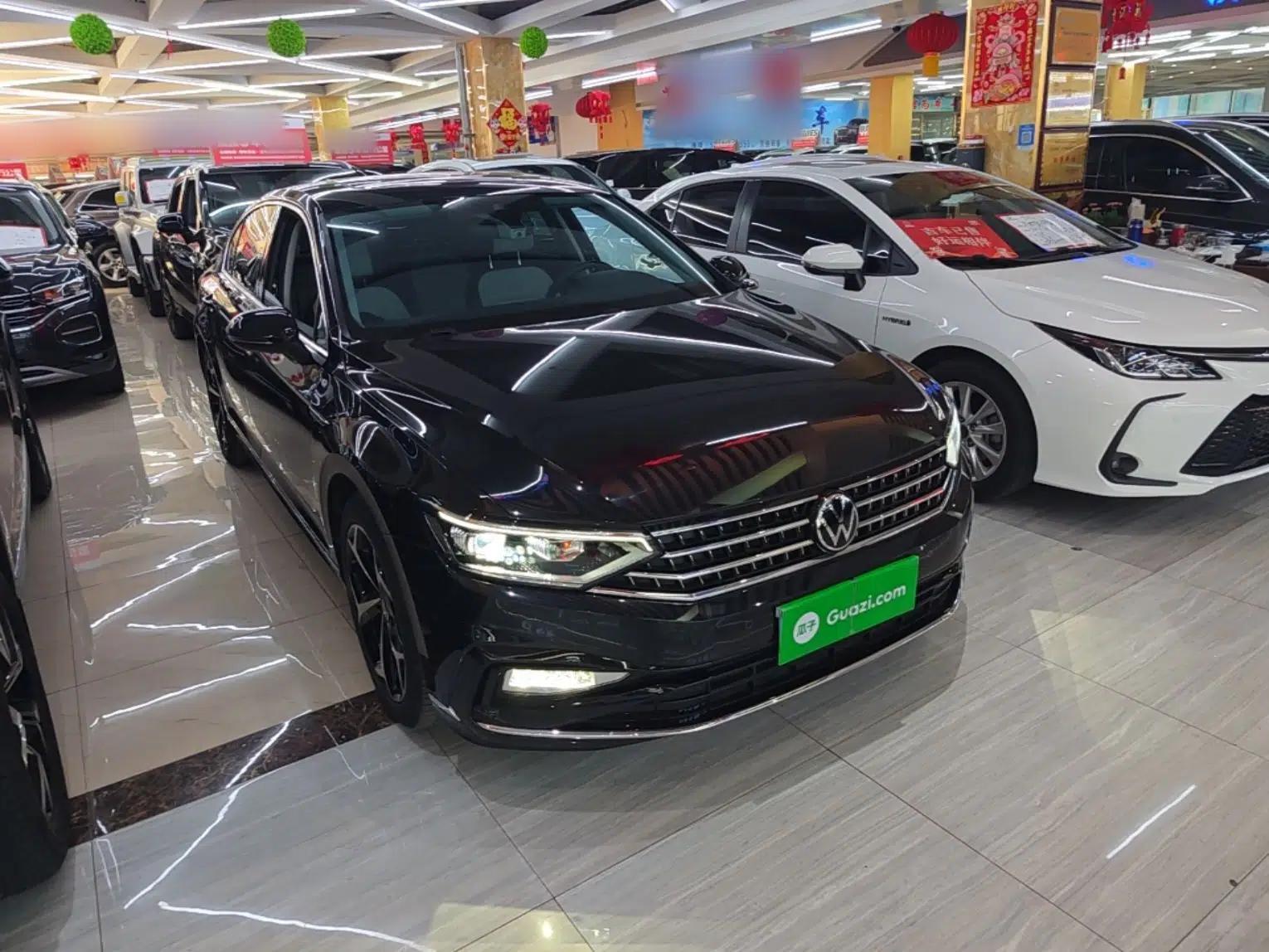 Volkswagen Magotan 2024 2 Million Units Zhongxiang Version 330TSI DSG Luxury Edition — миниатюра 3
