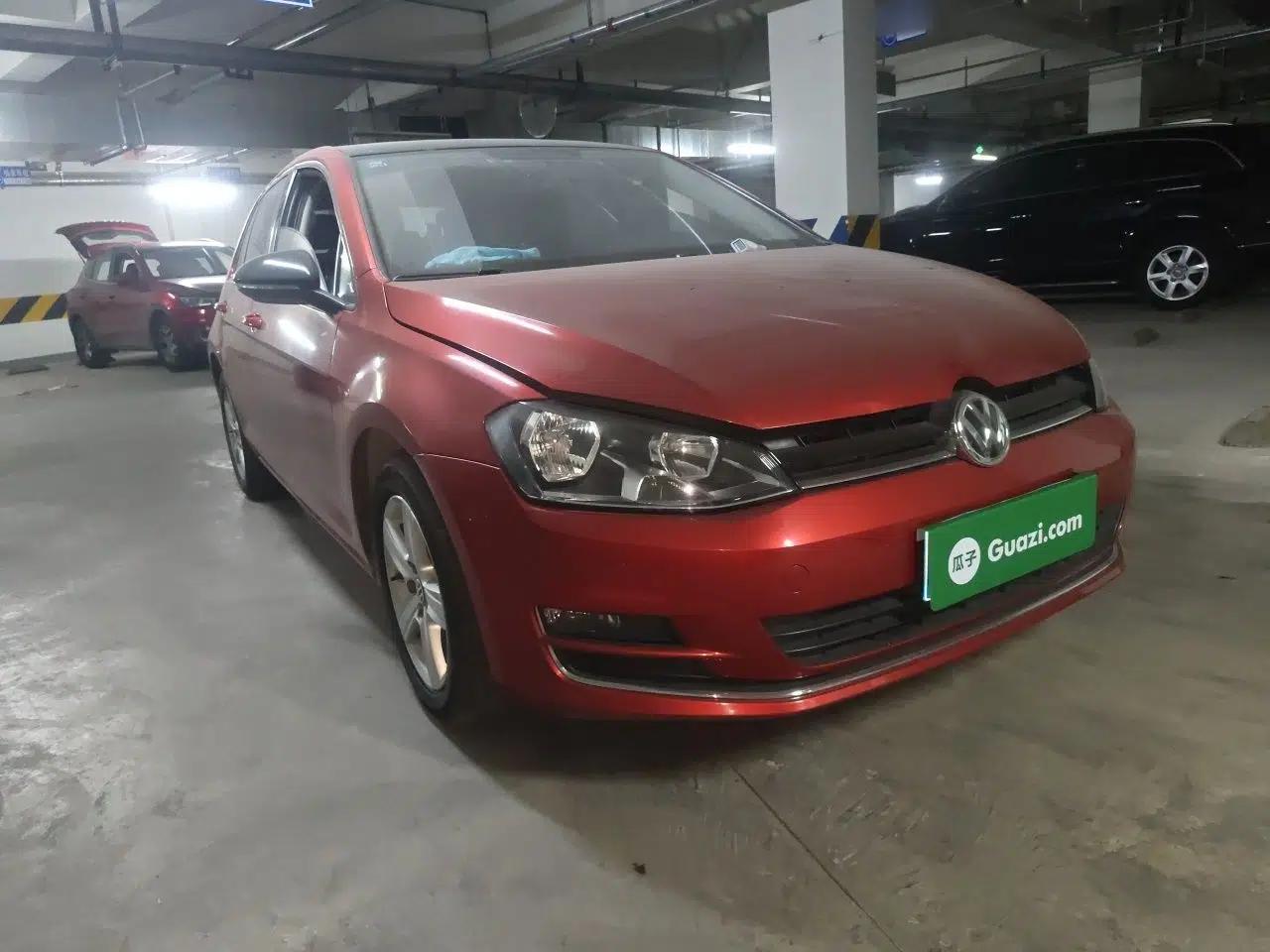Volkswagen Golf 2017 1.6L Automatic Comfort Million-Vehicle Anniversary Edition — миниатюра 3