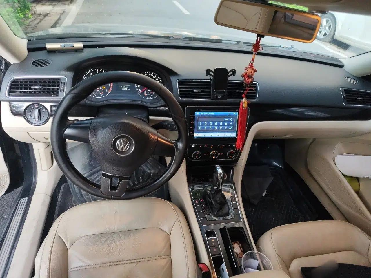 Volkswagen Passat 2013 1.8TSI DSG Prestige Edition — миниатюра 9
