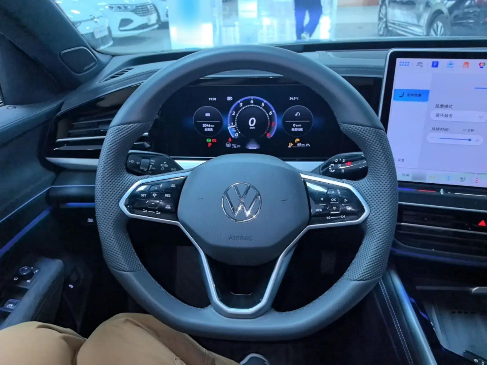 Volkswagen Passat 2025 Pro 380TSI Starry Dragon Luxury Edition — миниатюра 13