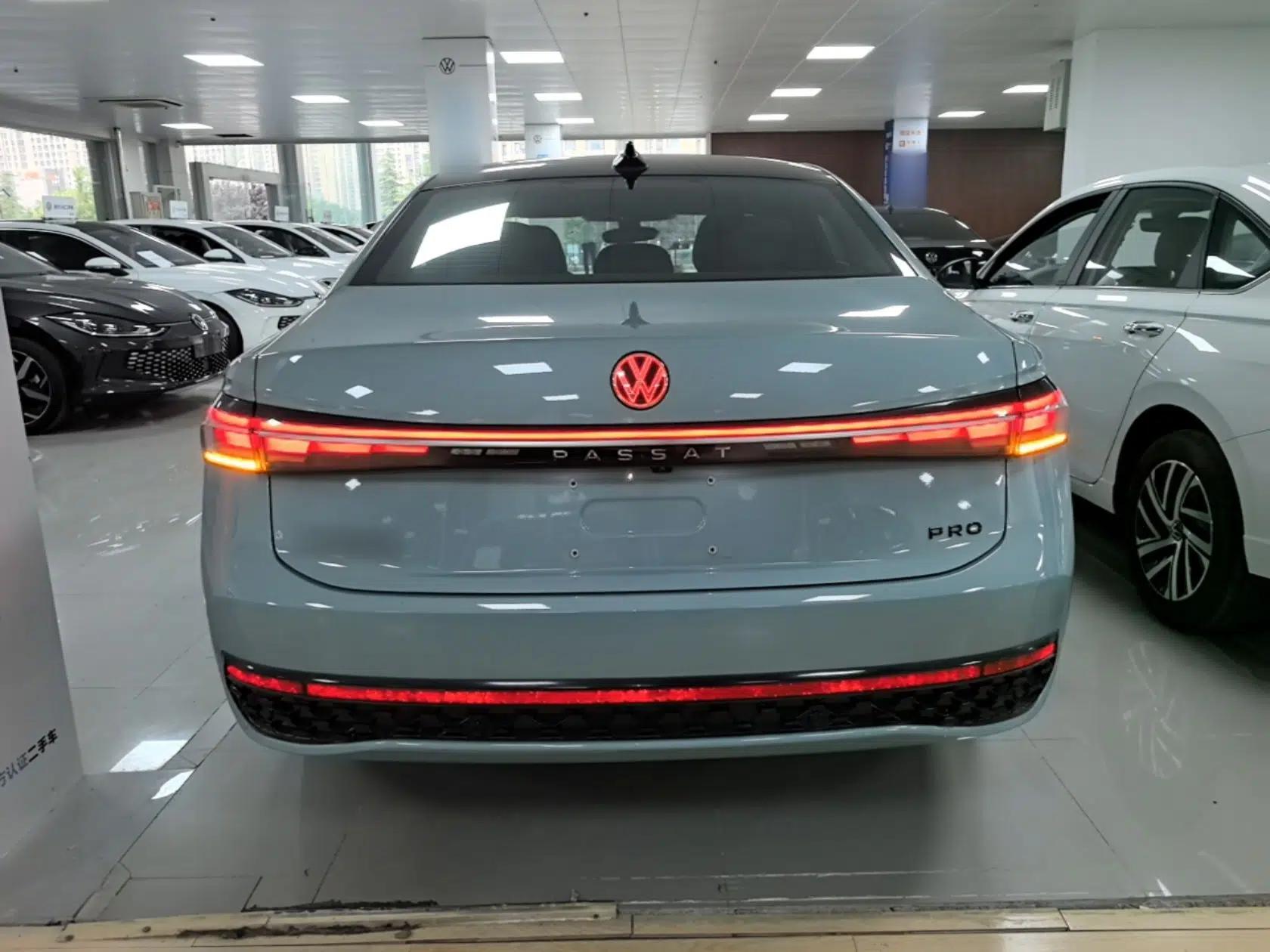 Volkswagen Passat 2025 Pro 380TSI Starry Dragon Luxury Edition — миниатюра 5