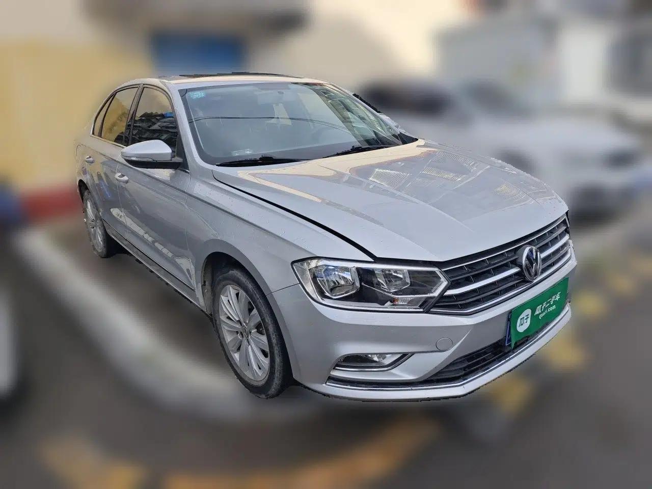 Volkswagen Bora 2017 1.6L Manual Comfort Model — миниатюра 3