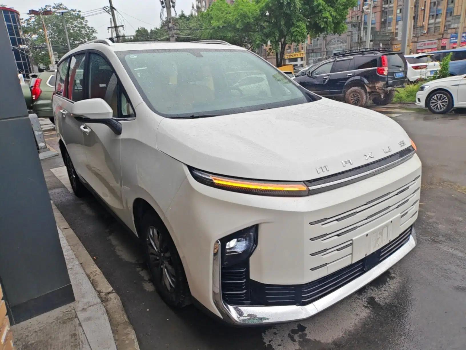 SAIC MAXUS G50 PHEV 2025 Leading Edition — миниатюра 3