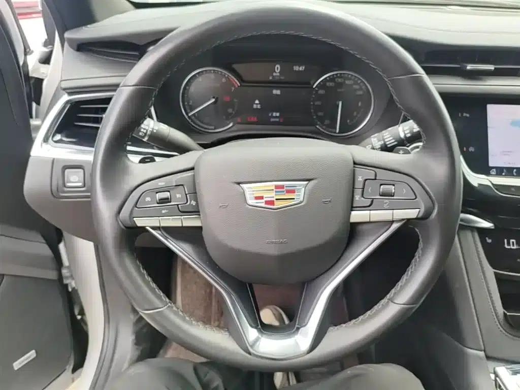 Cadillac XT6 2021 2.0T 7-seater 2WD Luxury — миниатюра 11