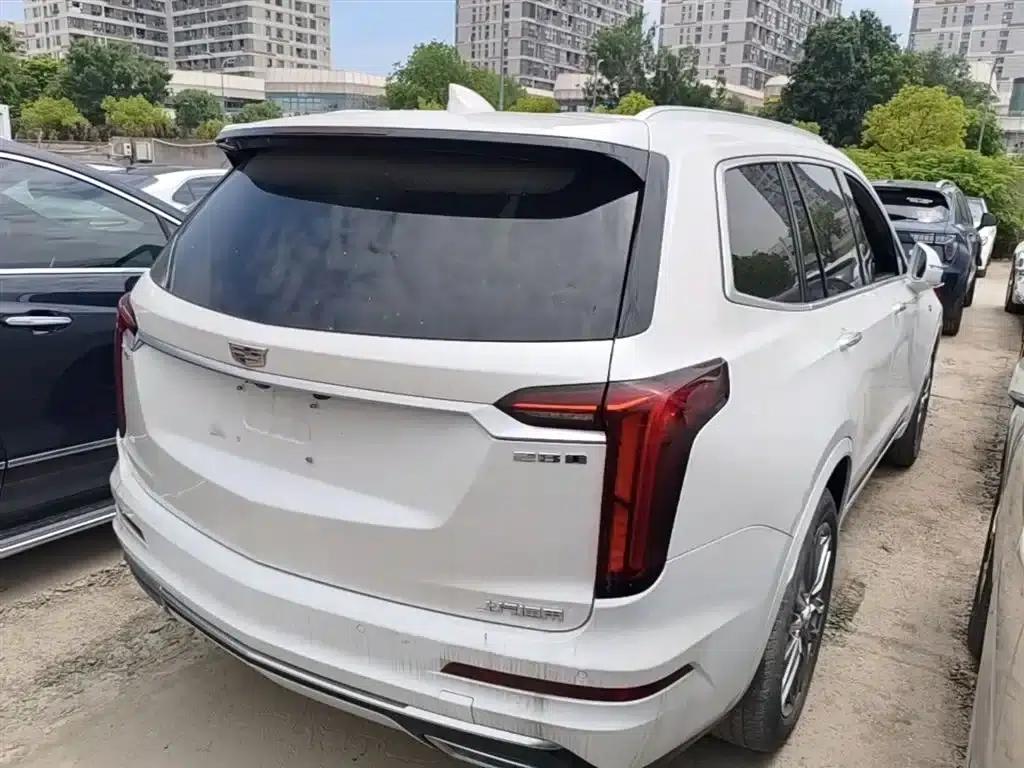 Cadillac XT6 2021 2.0T 7-seater 2WD Luxury — миниатюра 7