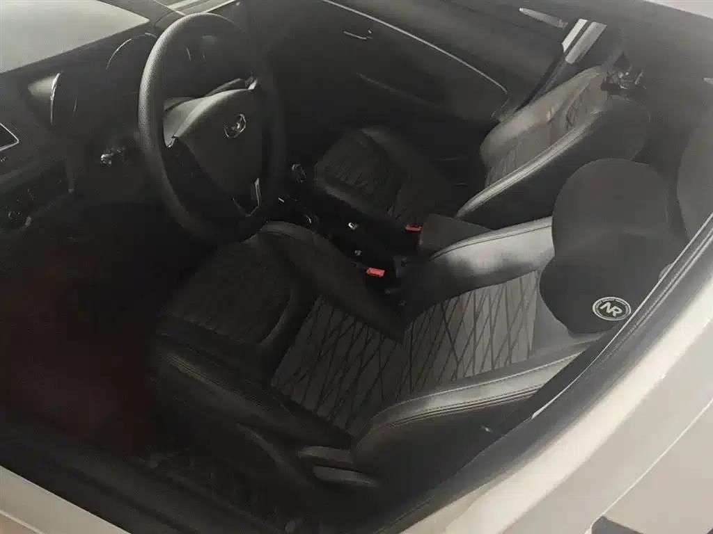 Kaiyi E3 2018 1.5L Manual Deluxe Edition — миниатюра 9