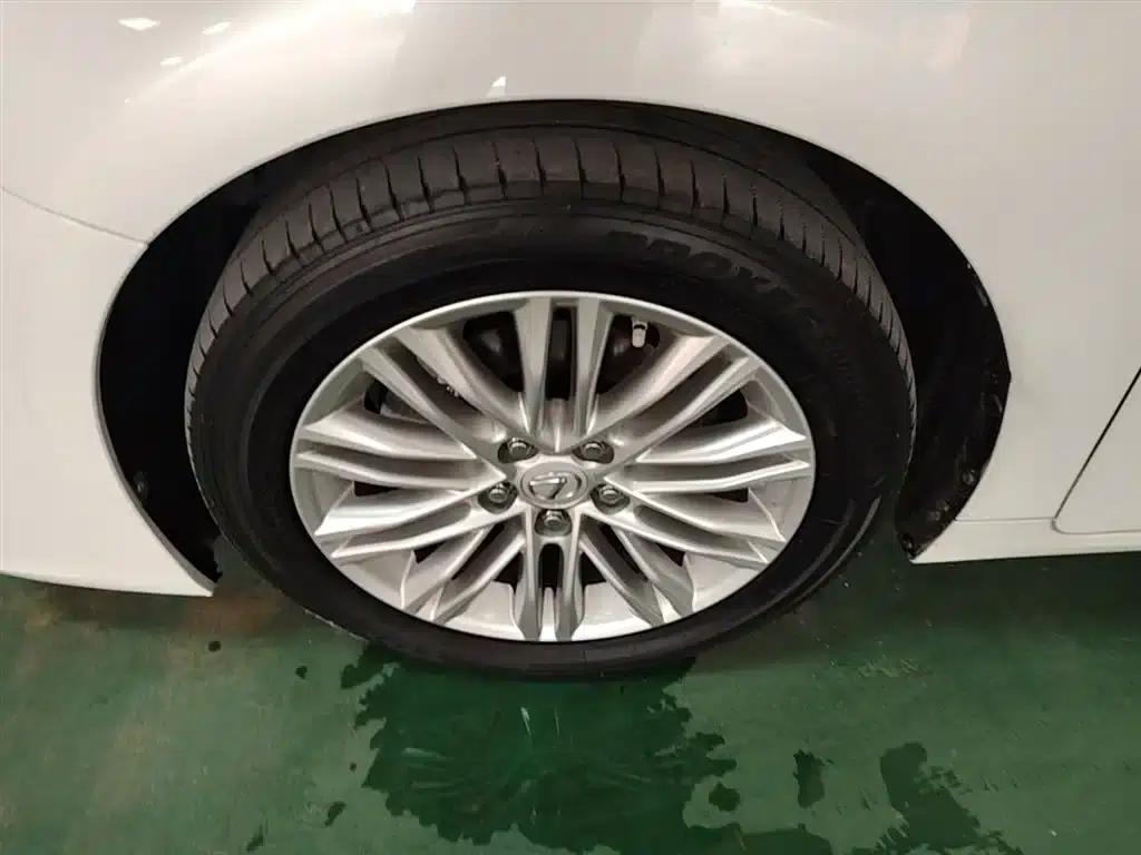 Lexus ES 2015 200 Elite Edition — миниатюра 23