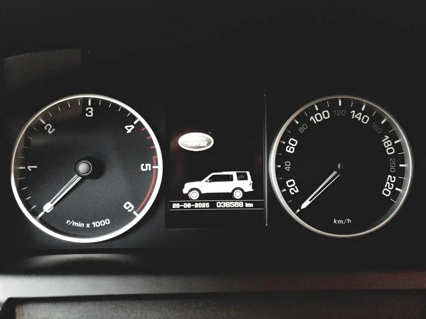 Discovery 2012 3.0 SDV6 HSE Diesel — миниатюра 11