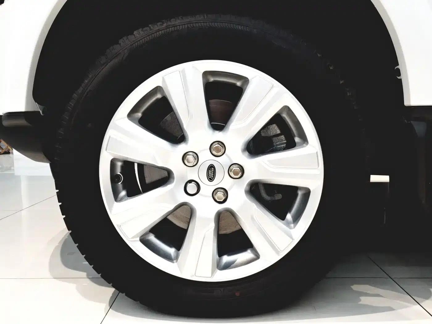 Discovery 2012 3.0 SDV6 HSE Diesel — миниатюра 17