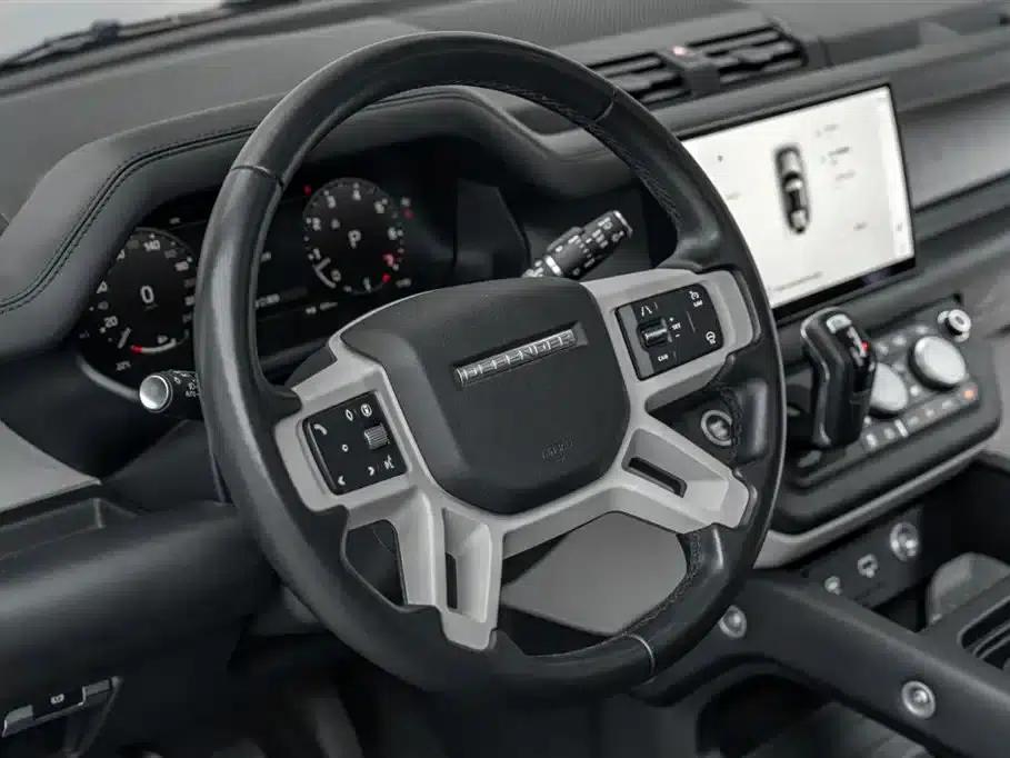 2024 Land Rover Defender 110 3.0T P400 XS — миниатюра 17