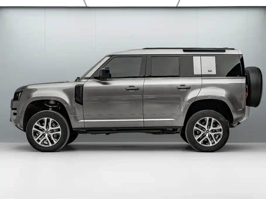 2024 Land Rover Defender 110 3.0T P400 XS — миниатюра 4